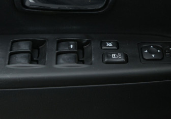 Подержанный автомобиль Mitsubishi ASX 2011 года (17 фото)