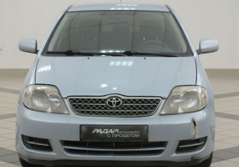 Подержанный автомобиль Toyota Corolla Sedan 2006 года (6 фото)