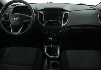 Подержанный автомобиль Hyundai Creta 2016 года (12 фото)