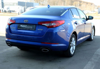 Подержанный автомобиль Kia Optima Sedan 2011 года (6 фото)