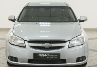 Подержанный автомобиль Chevrolet Epica 2010 года (6 фото)