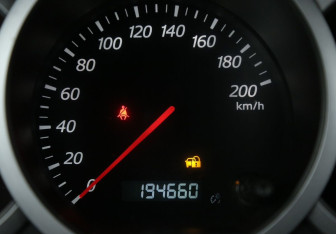 Подержанный автомобиль Suzuki Grand Vitara 2006 года (20 фото)