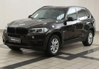 Подержанный автомобиль BMW X5 2017 года (8 фото)