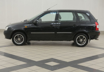 Подержанный автомобиль LADA (ВАЗ) Kalina Wagon 2011 года (7 фото)