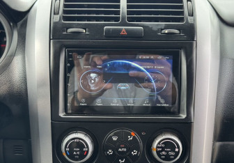 Подержанный автомобиль Suzuki Grand Vitara 2007 года (14 фото)