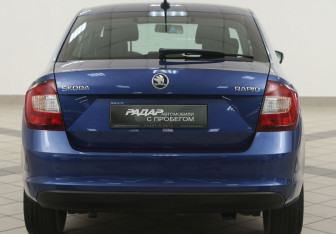 Подержанный автомобиль Skoda Rapid Liftback 2019 года (2 фото)