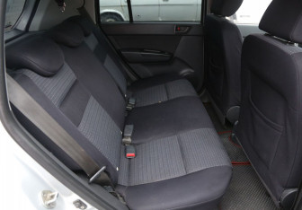 Подержанный автомобиль Hyundai Getz 2010 года (11 фото)