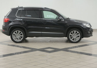 Подержанный автомобиль Volkswagen Tiguan 2013 года (5 фото)