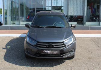 Подержанный автомобиль LADA (ВАЗ) Granta Sedan 2018 года (2 фото)