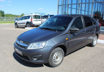 Подержанный автомобиль LADA (ВАЗ) Granta Liftback 2015 года (3 фото)
