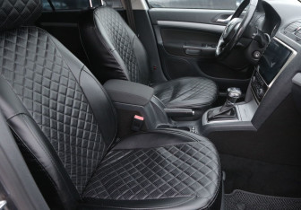 Подержанный автомобиль Skoda Octavia Liftback 2012 года (10 фото)