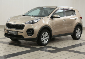 Подержанный автомобиль Kia Sportage 2017 года (8 фото)