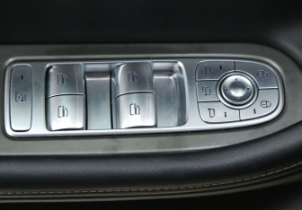 Подержанный автомобиль Chery Tiggo 8 Pro 2022 года (18 фото)