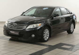Подержанный автомобиль Toyota Camry Sedan 2009 года (8 фото)