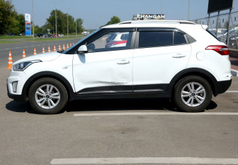Подержанный автомобиль Hyundai Creta 2018 года (8 фото)