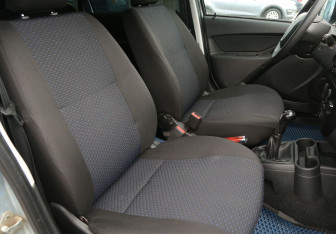 Подержанный автомобиль LADA (ВАЗ) Granta Sedan 2013 года (10 фото)