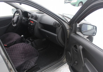 Подержанный автомобиль LADA (ВАЗ) Granta Sedan 2013 года (10 фото)