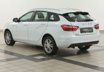 Подержанный автомобиль LADA (ВАЗ) Vesta Wagon 2019 года (2 фото)