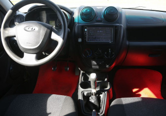 Подержанный автомобиль LADA (ВАЗ) Granta Sedan 2013 года (12 фото)