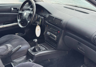 Подержанный автомобиль Volkswagen Passat Wagon 1999 года (9 фото)
