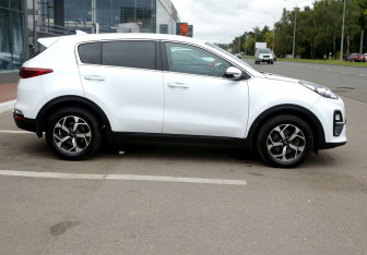 Подержанный автомобиль Kia Sportage 2019 года (7 фото)