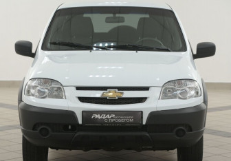 Подержанный автомобиль Chevrolet Niva 2017 года (6 фото)