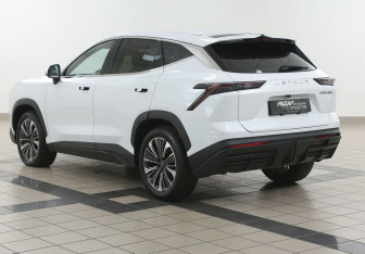 Подержанный автомобиль Jetour Dashing 2023 года (2 фото)