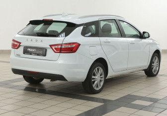 Подержанный автомобиль LADA (ВАЗ) Vesta Wagon 2019 года (4 фото)