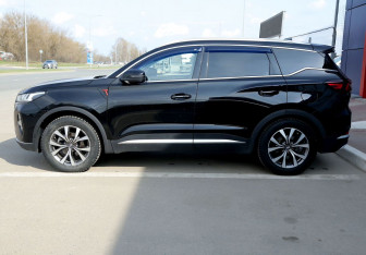 Подержанный автомобиль Chery Tiggo 7 Pro Max 2023 года (8 фото)