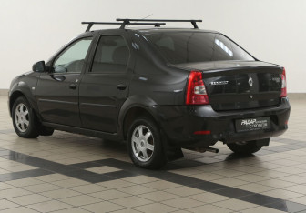Подержанный автомобиль Renault Logan Sedan 2012 года (2 фото)