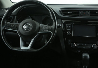 Подержанный автомобиль Nissan Qashqai 2019 года (14 фото)