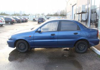 Подержанный автомобиль Chevrolet Lanos 2007 года (4 фото)