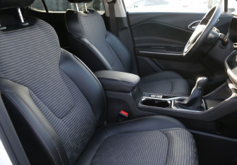 Подержанный автомобиль Москвич 3 2023 года (10 фото)