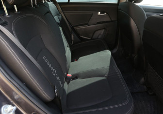 Подержанный автомобиль Kia Sportage 2012 года (11 фото)
