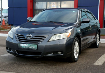 Подержанный автомобиль Toyota Camry Sedan 2008 года (3 фото)