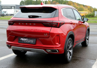 Подержанный автомобиль Exeed LX 2023 года (6 фото)