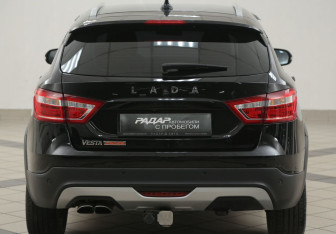 Подержанный автомобиль LADA (ВАЗ) Vesta Wagon 2022 года (3 фото)