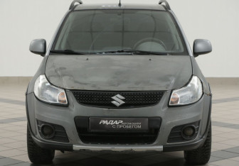 Подержанный автомобиль Suzuki SX4 Hatchback 2012 года (6 фото)