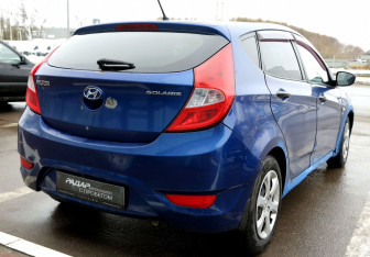 Подержанный автомобиль Hyundai Solaris Hatchback 2011 года (6 фото)