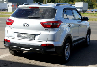 Подержанный автомобиль Hyundai Creta 2017 года (6 фото)