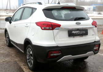 Подержанный автомобиль JAC JS3 2024 года (4 фото)