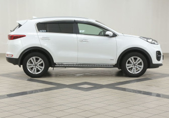 Подержанный автомобиль Kia Sportage 2016 года (5 фото)