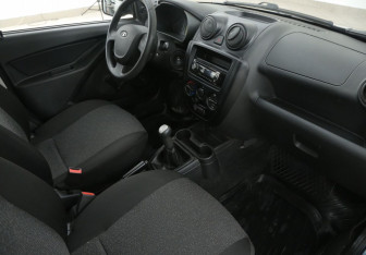 Подержанный автомобиль LADA (ВАЗ) Granta Sedan 2013 года (9 фото)