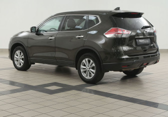 Подержанный автомобиль Nissan X-Trail 2018 года (2 фото)