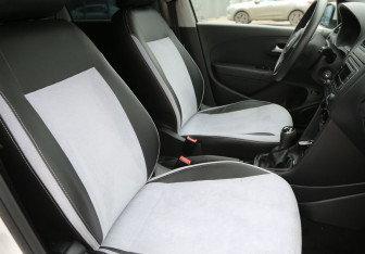 Подержанный автомобиль Volkswagen Polo Sedan 2013 года (10 фото)