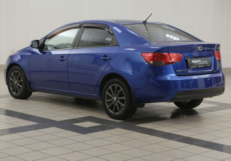Подержанный автомобиль Kia Cerato Sedan 2010 года (2 фото)