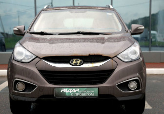 Подержанный автомобиль Hyundai ix35 2013 года (2 фото)