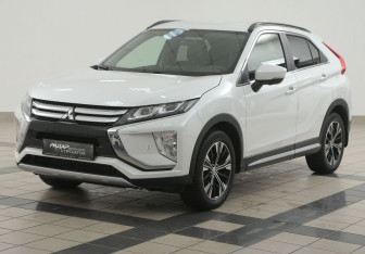 Подержанный автомобиль Mitsubishi Eclipse Cross 2018 года (8 фото)