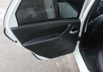 Подержанный автомобиль LADA (ВАЗ) Granta Sedan 2015 года (11 фото)