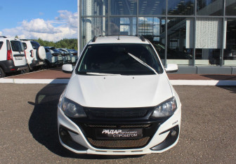 Подержанный автомобиль LADA (ВАЗ) Kalina Wagon 2014 года (2 фото)